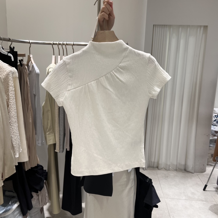 GLOW AND NYMPH韓國代購女裝新品熱賣25春夏真品推薦人氣T恤GLOW AND NYMPHT恤