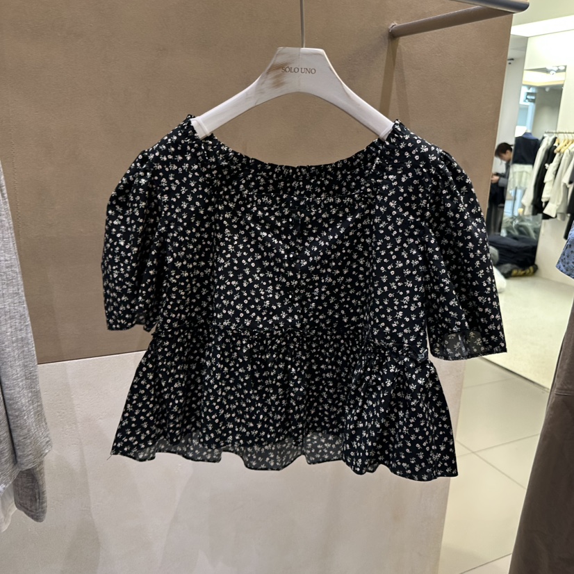 SOLOUNO韓國直郵㊣女裝新品推薦休閑人氣25春夏熱賣時尚T恤SOLOUNOT恤圖色2