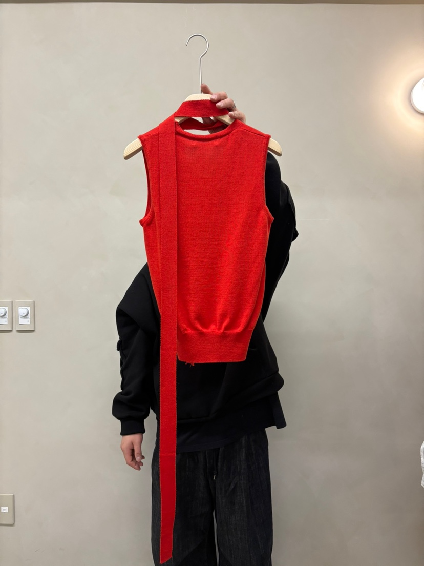 KONI韓國直郵㊣東大門實拍女裝新品職業人氣時尚馬甲含脖帶KONI馬甲