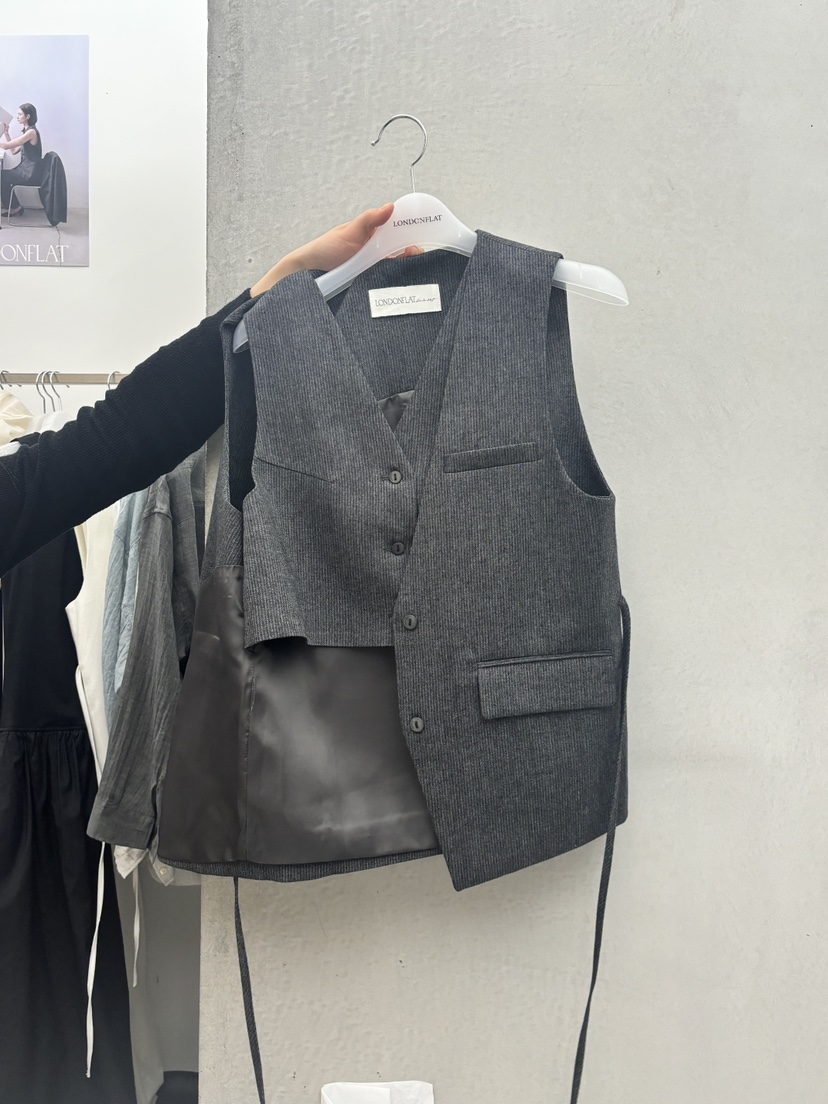 LONDON FLAT韓國直郵㊣女裝新品休閑熱賣職業25春夏時尚馬甲LONDON FLAT馬甲