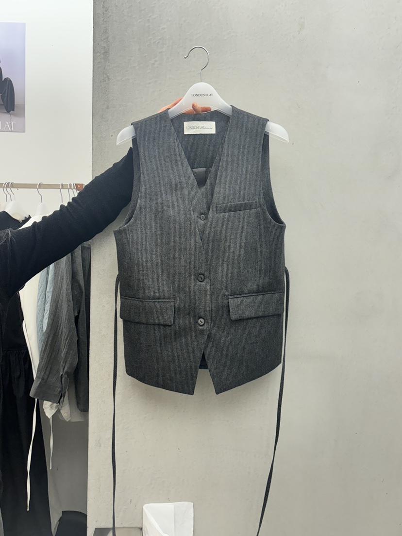 LONDON FLAT韓國直郵㊣女裝新品休閑熱賣職業25春夏時尚馬甲LONDON FLAT馬甲