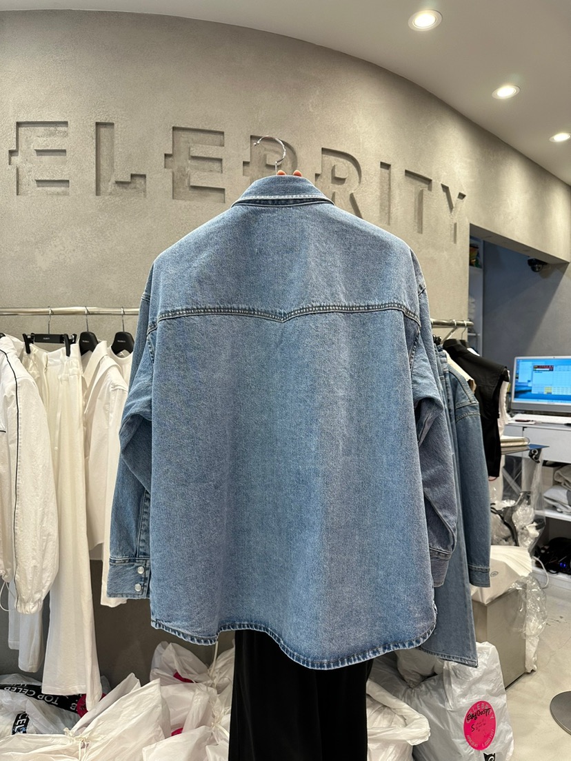CELEBRITY-A韓國直郵㊣女裝新款人氣時尚休閑職業推薦夾克CELEBRITY-A夾克