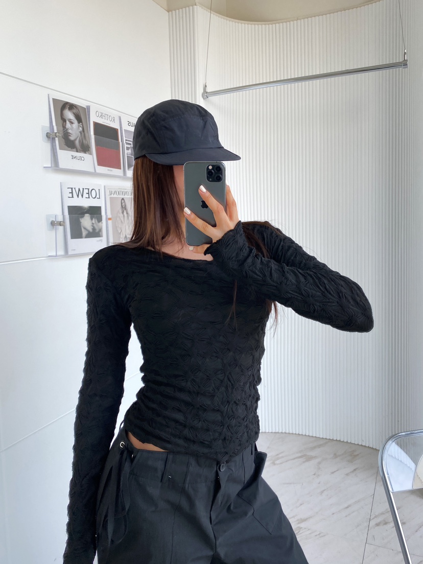 CLOTH韓國直郵㊣東大門實拍女裝新款休閑推薦人氣時尚長袖T恤CLOTH長袖T恤
