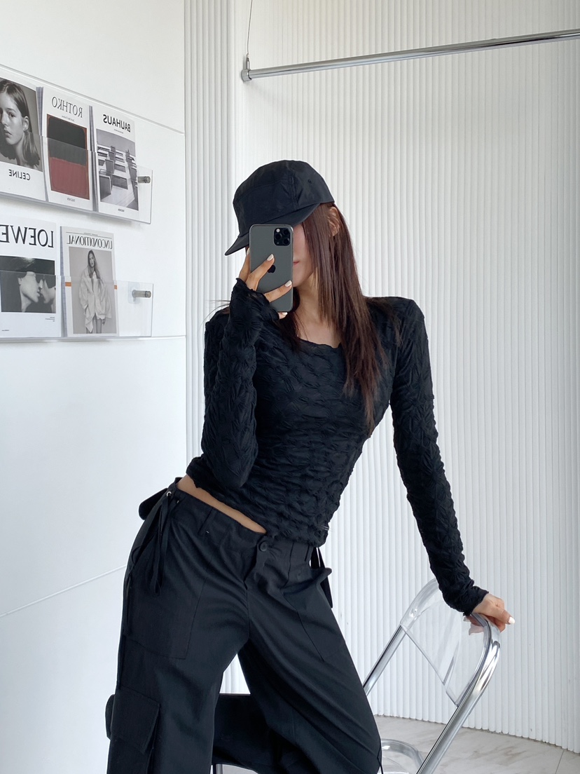 CLOTH韓國直郵㊣東大門實拍女裝新款休閑推薦人氣時尚長袖T恤CLOTH長袖T恤