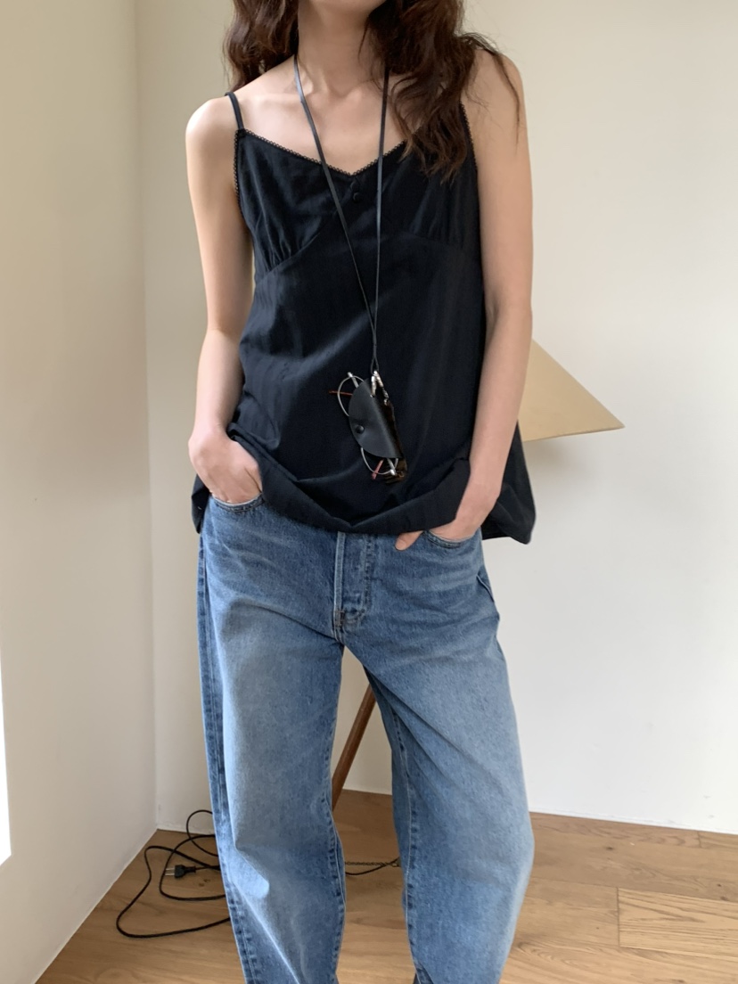 OURS韓國直郵女裝新款推薦人氣休閑職業25春夏吊帶背心兔子OURS吊帶/背心