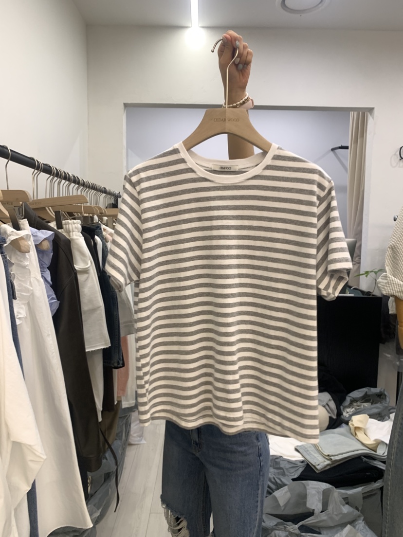 CEDARWOOD東大門實拍女士新款25春夏真品時尚熱賣休閑推薦T恤CEDARWOODT恤圖色2