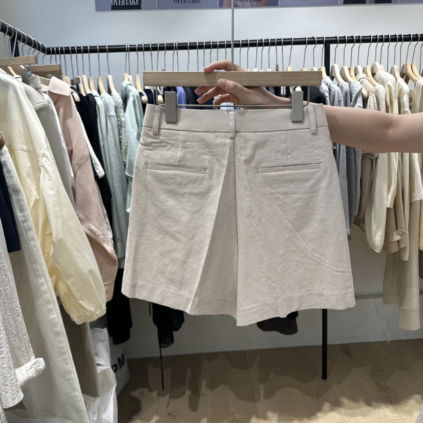 OVERTAKE東大門實拍女裝新品真品職業熱賣25春夏推薦人氣短褲OVERTAKE短褲