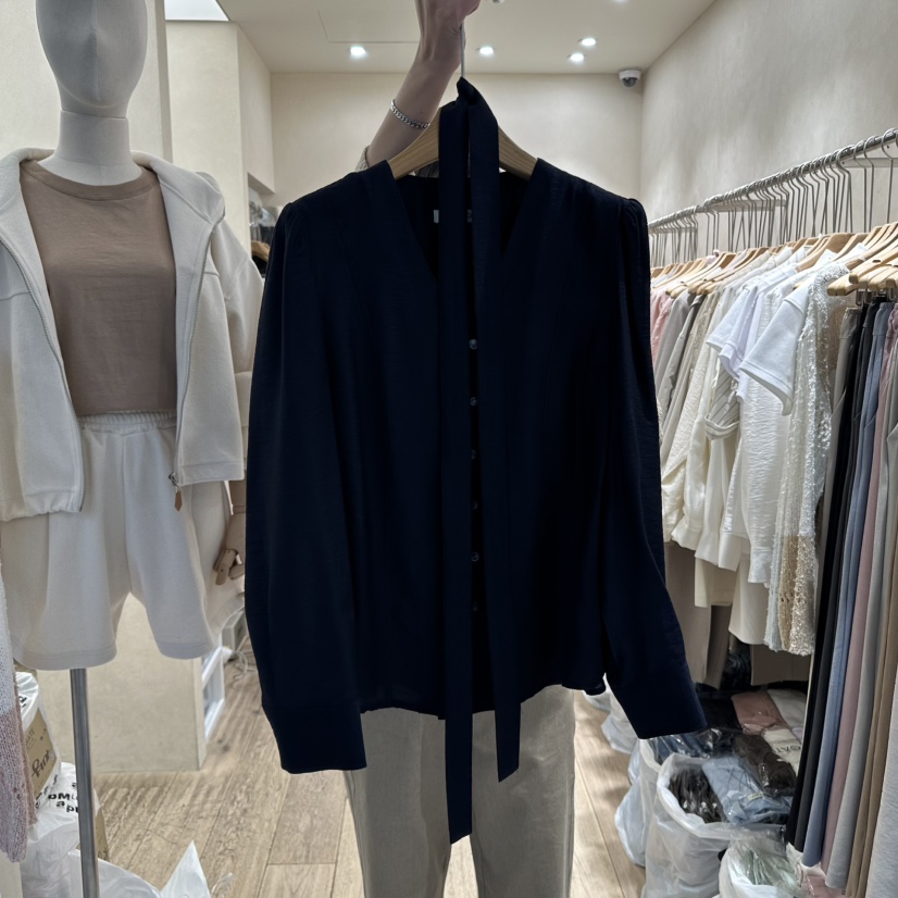 2ND GATE東大門代購女裝新款真品推薦時尚襯衫蕾絲衫含脖帶2ND GATE襯衫/蕾絲衫圖色3