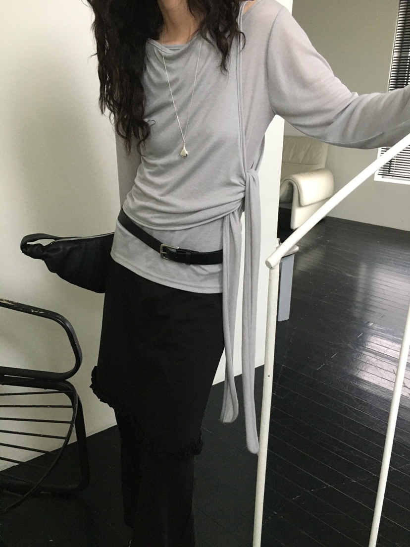 MONDAYMORING東大門實拍女士新款推薦職業時尚熱賣人氣長袖T恤MONDAYMORING長袖T恤