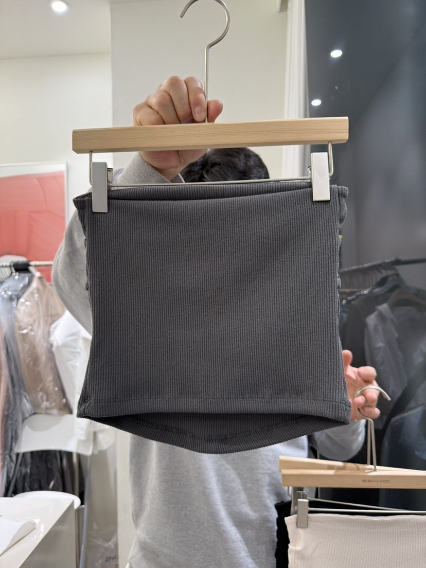 MEMO CLASSIC東大門代購女裝新品推薦人氣職業25春夏吊帶背心MEMO CLASSIC吊帶/背心