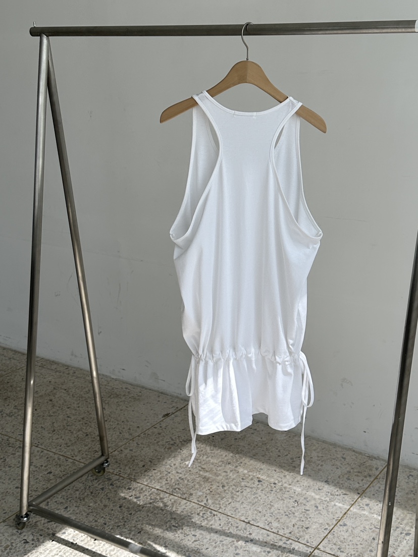 INSSENSE-A東大門實拍女士新品熱賣時尚人氣推薦連衣裙荷葉邊INSSENSE-A連衣裙