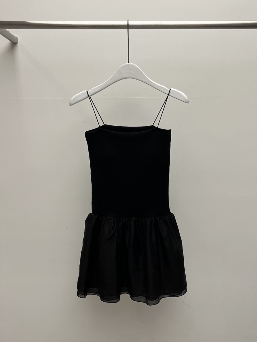 BEAMING SEOUL韓國直郵女裝新品熱賣真品時尚連衣裙荷葉邊BEAMING SEOUL連衣裙圖色2
