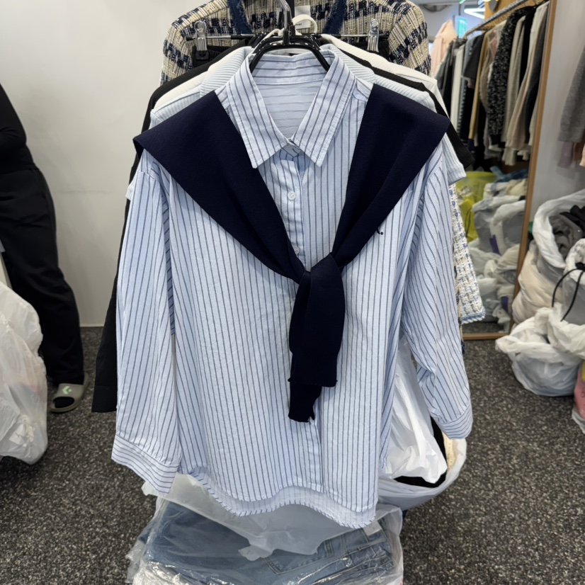 BELOVED東大門實拍女裝新品真品人氣推薦襯衫蕾絲衫披肩條紋BELOVED襯衫/蕾絲衫圖色2