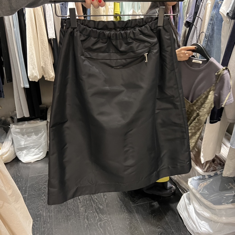 TUG韓國直郵㊣東大門實拍女裝新品人氣25春夏休閑熱賣時尚短裙TUG短裙