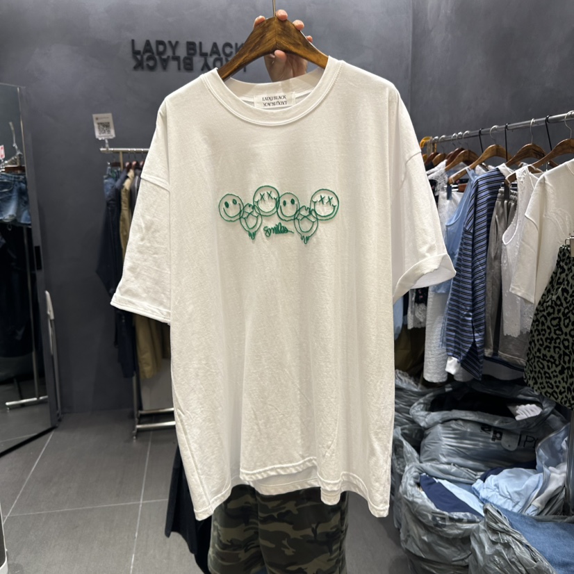 LADYBLACK韓國直郵㊣女裝新款熱賣推薦25春夏休閑人氣T恤刺繡LADYBLACKT恤圖色2