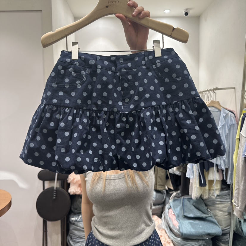 BERTHA直郵韓國代購㊣女裝新品時尚職業25春夏熱賣推薦短裙BERTHA短裙圖色2