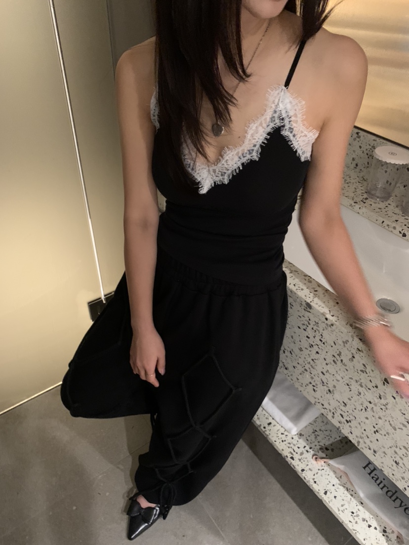 BADCALM直郵韓國代購㊣女裝新品人氣職業熱賣25春夏吊帶背心BADCALM吊帶/背心