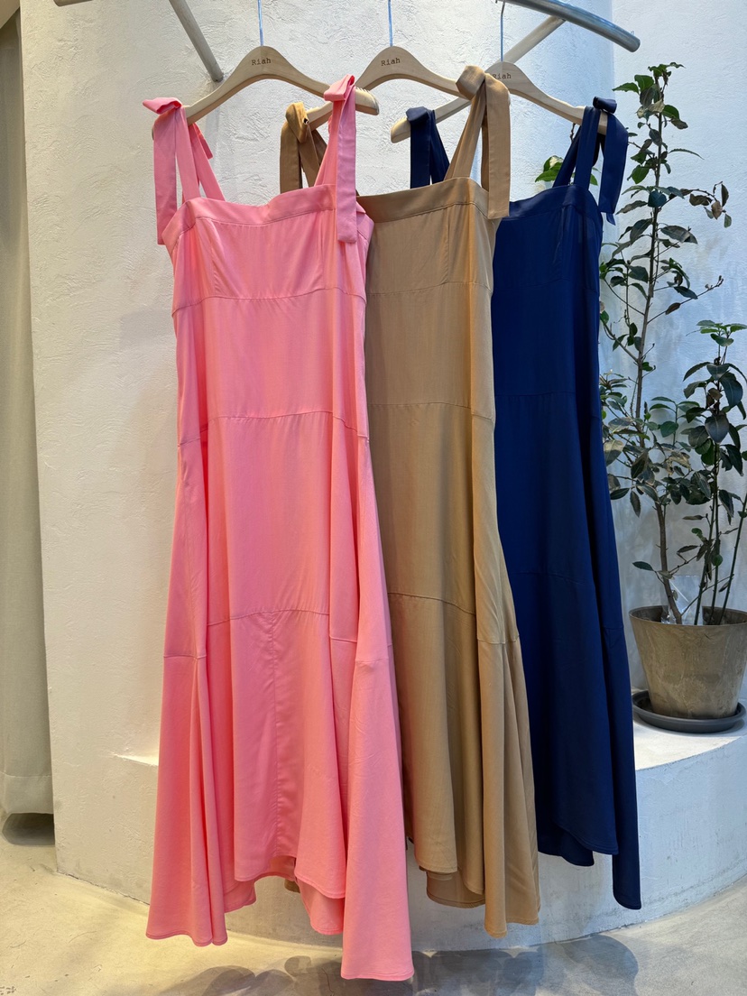 RIAH韓國㊣直郵東大門代購女裝新品熱賣連衣裙蝴蝶結打折長款RIAH連衣裙