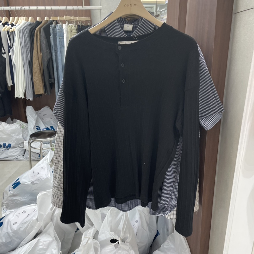 OHNIW韓國代購女裝新品時尚推薦25春夏熱賣真品休閑職業T恤OHNIW-男裝T恤圖色4