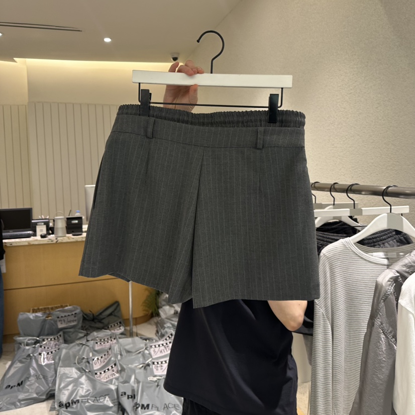 GRADE東大門實拍女士新品25春夏休閑熱賣人氣職業推薦真品短褲GRADE短褲