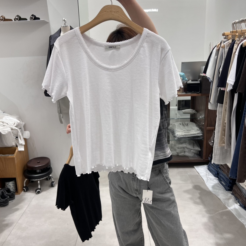 ANN MARGRET(此品牌名稱會遭售假投訴,建議淘寶店鋪商品名稱中不要使用)韓國代購女士新品時尚T恤刺繡GRETA.YT恤圖色3