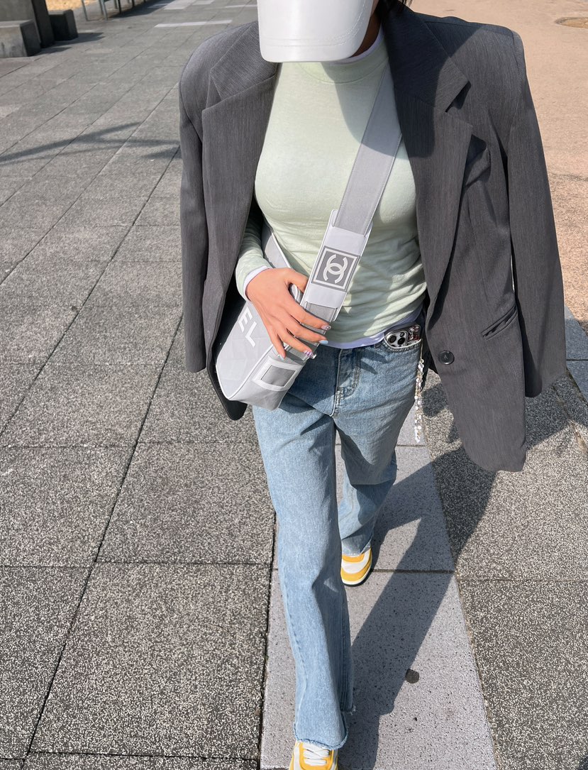 ON:UP東大門代購女士新款25春夏時尚職業休閑人氣長袖T恤亞麻ON:UP長袖T恤