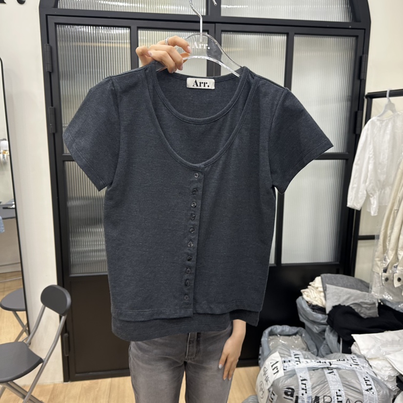 ARR東大門實拍女士新品25春夏時尚人氣職業休閑熱賣T恤假兩件ARRT恤圖色2