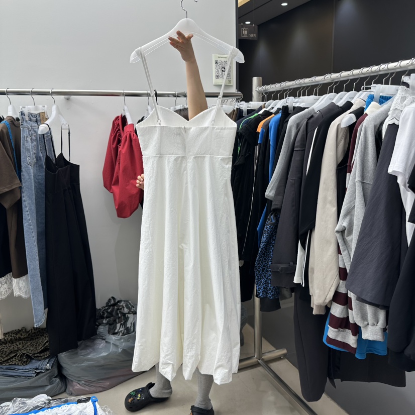 INTHEEND韓國直郵㊣女裝新品時尚熱賣推薦連衣裙不含泡泡袖INTHEEND連衣裙