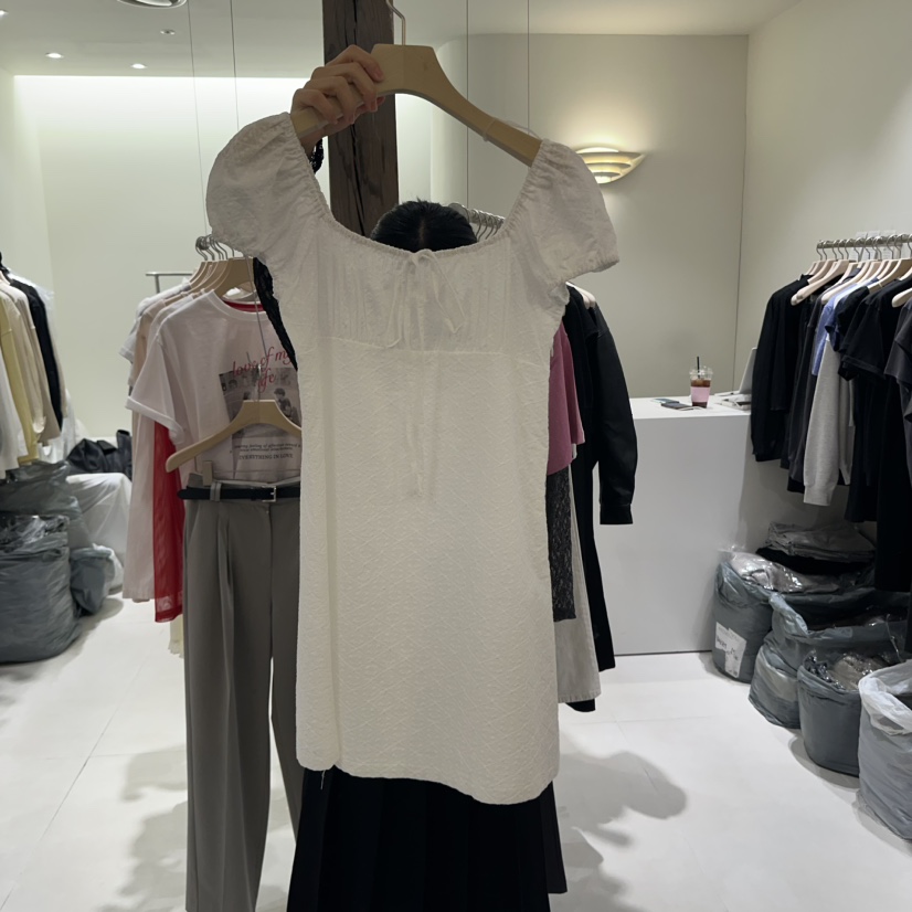 AVECNOUS東大門實拍女士新品熱賣25春夏推薦真品連衣裙褶皺AVECNOUS連衣裙