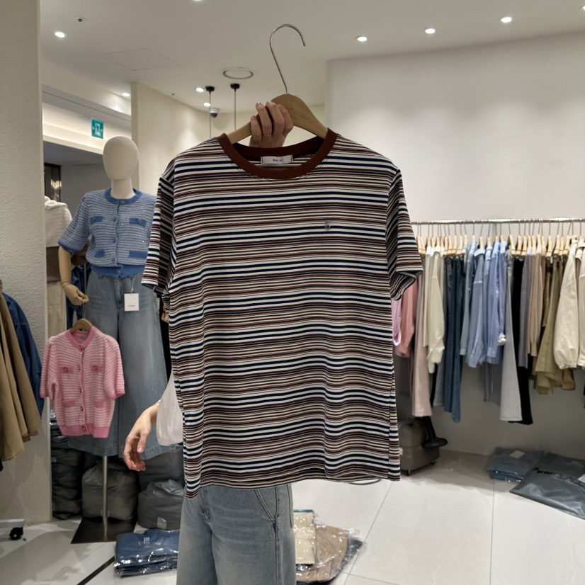 BLUEI-D東大門代購女裝新款職業時尚真品休閑人氣推薦25春夏T恤Blue i-dT恤圖色2