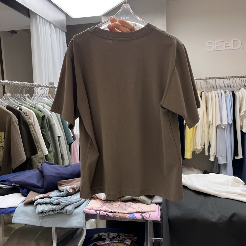 LEESEED-A韓國直郵㊣東大門實拍女裝新品推薦時尚人氣25春夏T恤SEeD/LEESEEDT恤