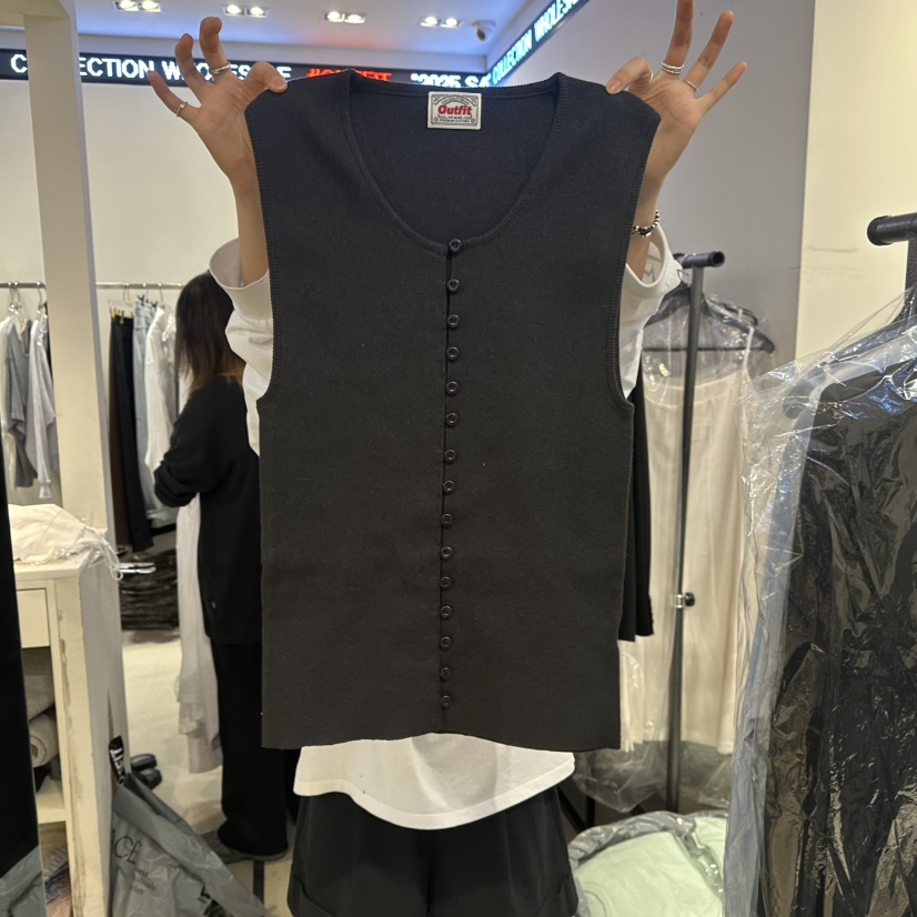 OUTFIT東大門實拍女裝新款時尚推薦25春夏熱賣職業真品馬甲OUTFIT馬甲圖色2