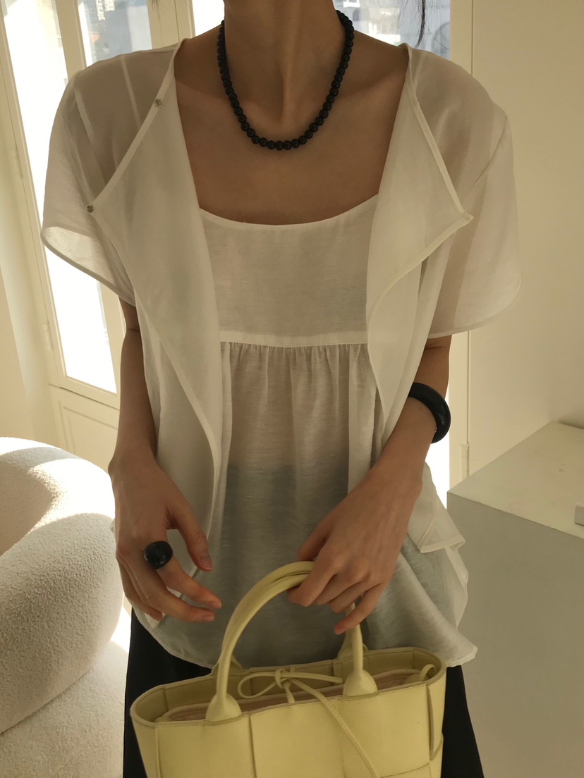ME MO韓國直郵㊣女裝新款推薦人氣25春夏時尚熱賣襯衫蕾絲衫ME MO襯衫/蕾絲衫