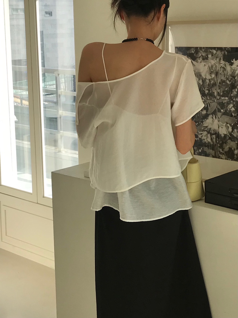 ME MO韓國直郵㊣女裝新款推薦人氣25春夏時尚熱賣襯衫蕾絲衫ME MO襯衫/蕾絲衫