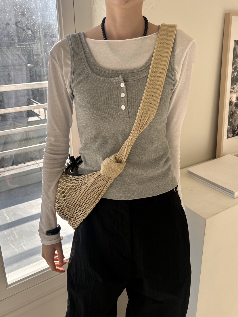 ME MO韓國直郵㊣東大門實拍女裝新款熱賣吊帶背心不含內搭ME MO吊帶/背心