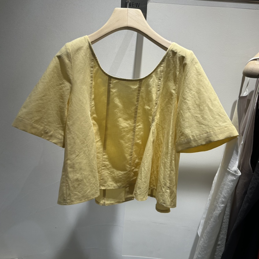 ROOM K-P韓國直郵㊣東大門實拍女裝新品時尚熱賣人氣推薦T恤ROOM KT恤圖色2