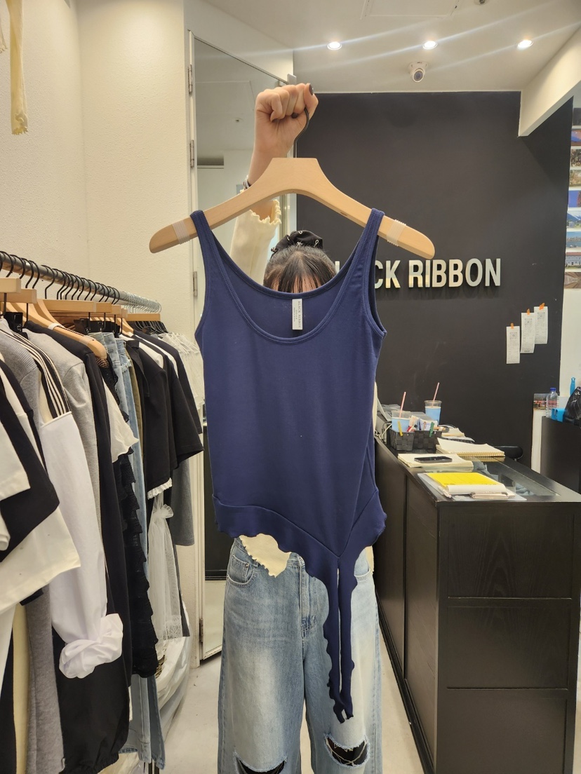 BLACK RIBBON-A韓國直郵㊣東大門實拍女裝新品熱賣吊帶背心BLACK RIBBON-A吊帶/背心圖色2