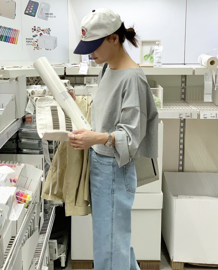 COURGETTE韓國直郵㊣東大門實拍女裝新品熱賣時尚長袖T恤短款COURGETTE長袖T恤
