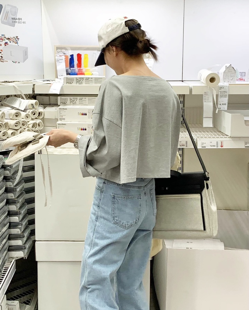 COURGETTE韓國直郵㊣東大門實拍女裝新品熱賣時尚長袖T恤短款COURGETTE長袖T恤