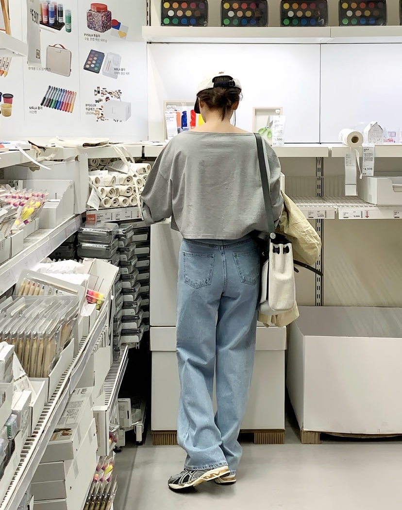 COURGETTE韓國直郵㊣東大門實拍女裝新品熱賣時尚長袖T恤短款COURGETTE長袖T恤