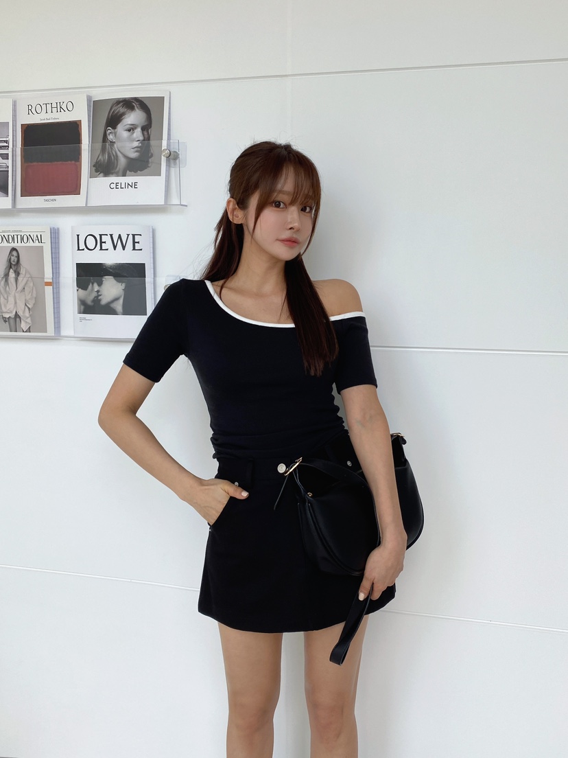 CLOTH韓國直郵㊣女裝新品休閑人氣25春夏時尚推薦熱賣T恤CLOTHT恤