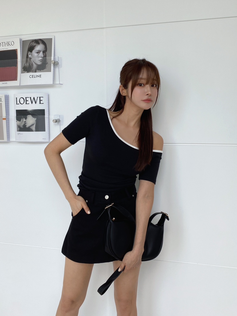 CLOTH韓國直郵㊣女裝新品休閑人氣25春夏時尚推薦熱賣T恤CLOTHT恤