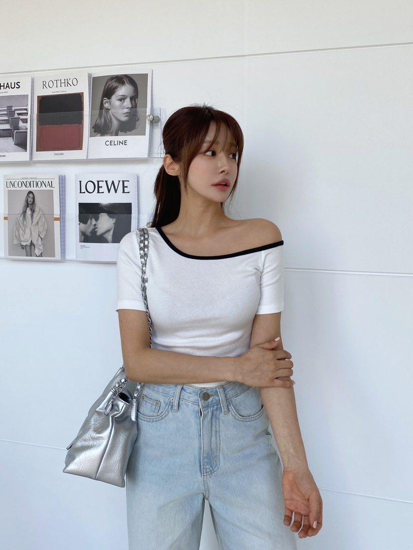 CLOTH韓國直郵㊣女裝新品休閑人氣25春夏時尚推薦熱賣T恤CLOTHT恤