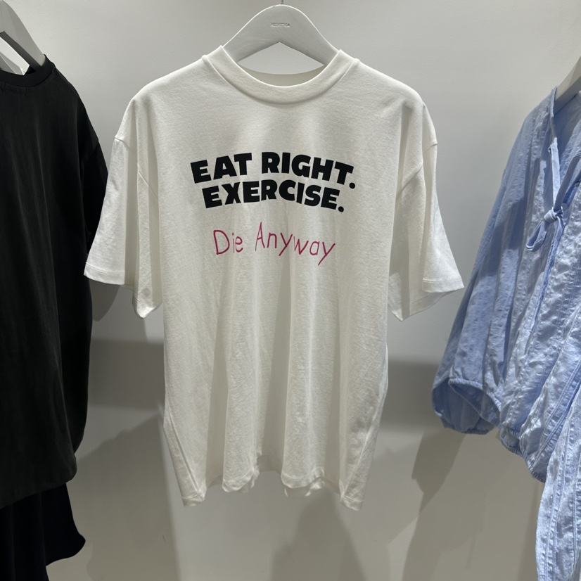 HELVETICA韓國直郵㊣女裝新品推薦熱賣休閑人氣25春夏時尚T恤HELVETICAT恤圖色1