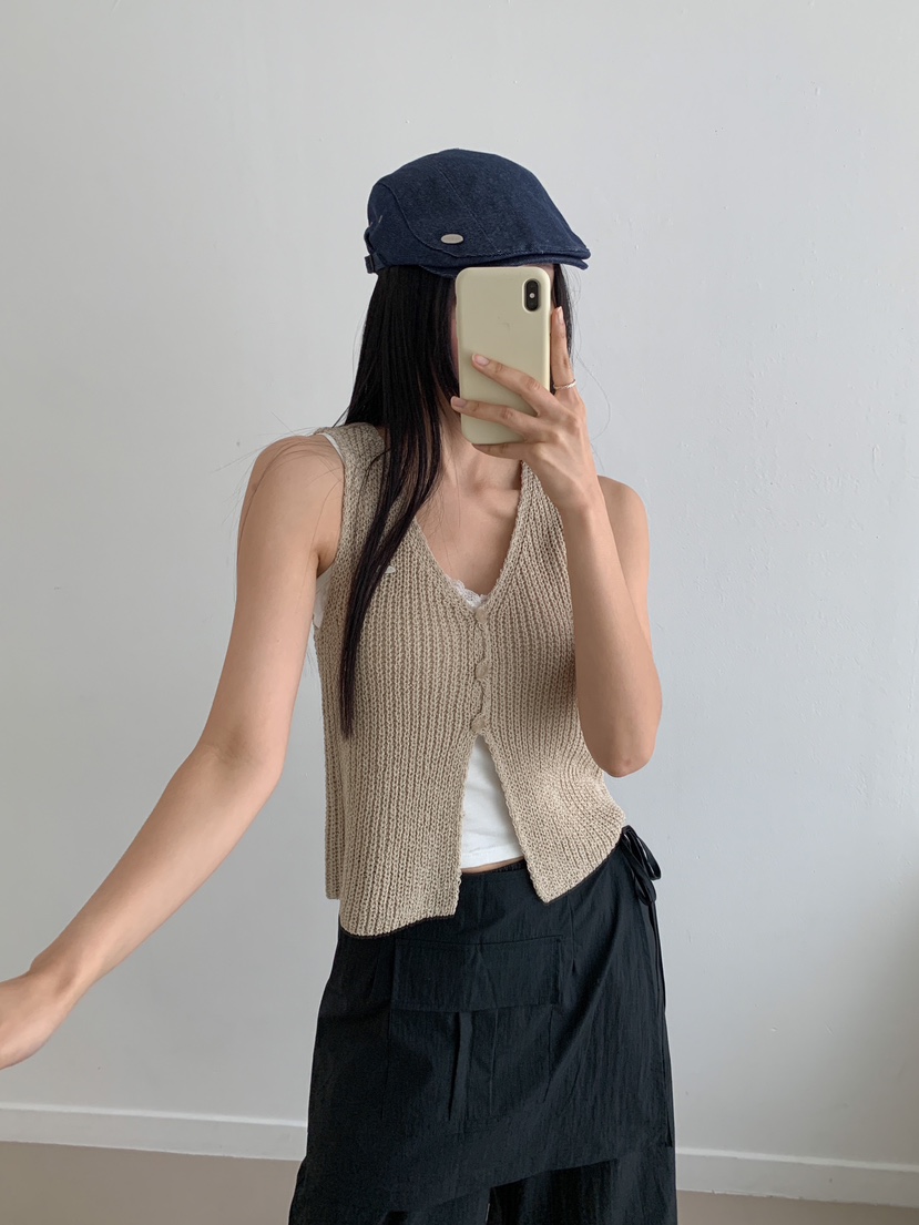 GOYOU韓國㊣直郵東大門代購女裝新款推薦時尚吊帶背心羊毛衫de goyou吊帶/背心
