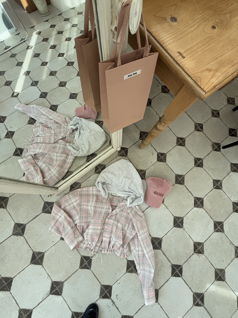 ON:UP韓國直郵㊣東大門實拍女裝新款熱賣人氣推薦夾克格紋連帽ON:UP夾克