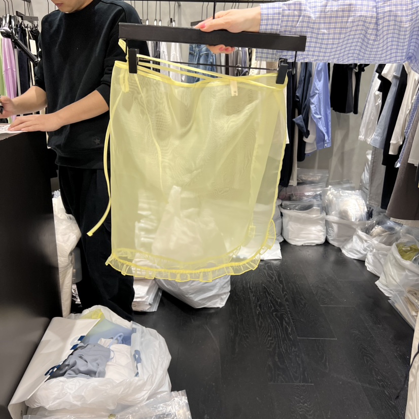 TUG韓國直郵㊣東大門實拍女裝新款推薦休閑熱賣25春夏短裙歐根紗TUG短裙圖色2