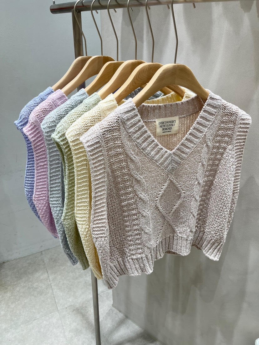 EVERCOMMERCE METICULOUSLY DESIGNED東大門實拍女裝新款時尚馬甲EVERCOMMERCE METICULOUSLY DESIGNED馬甲