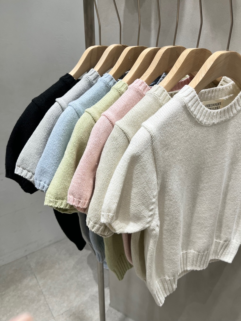 EVERCOMMERCE METICULOUSLY DESIGNED韓國㊣直郵東大門代購女裝新品熱賣針織衫EVERCOMMERCE METICULOUSLY DESIGNED針織衫