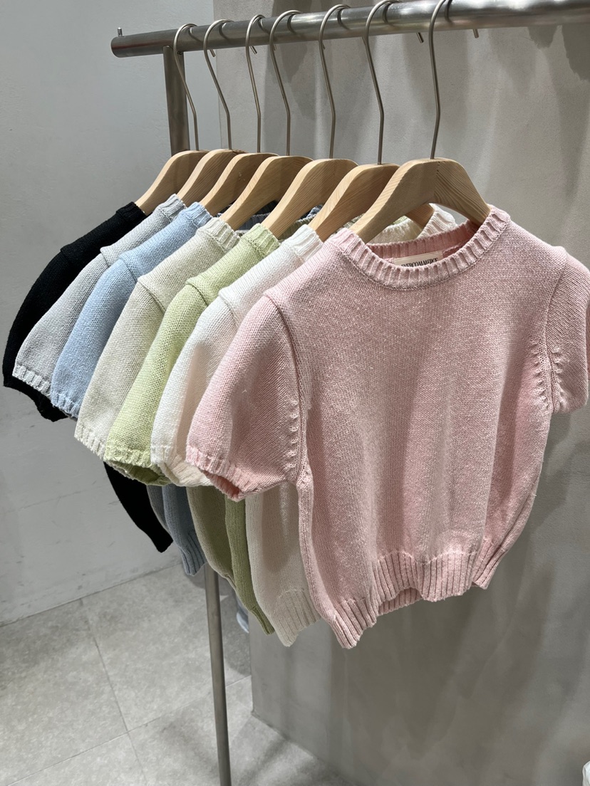 EVERCOMMERCE METICULOUSLY DESIGNED韓國㊣直郵東大門代購女裝新品熱賣針織衫EVERCOMMERCE METICULOUSLY DESIGNED針織衫